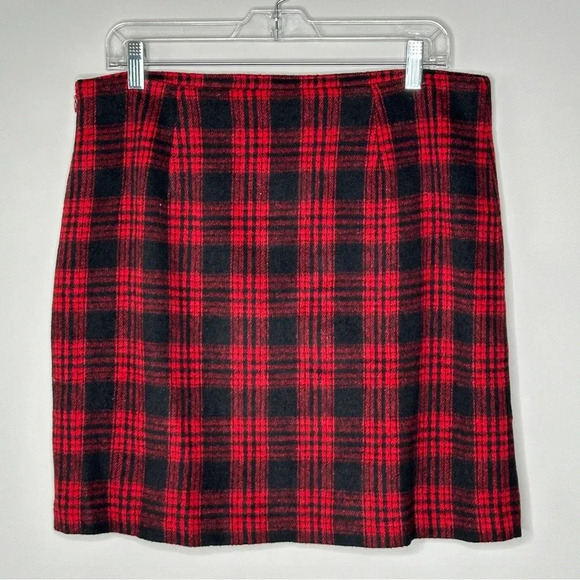 Boston Proper Holiday Plaid Mini Skirt red black wool‎ blend Size 12 Festive - Picture 7 of 11